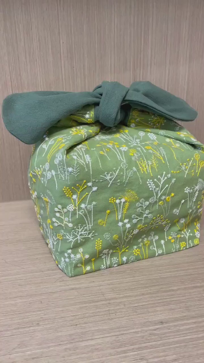 Beige dandelion Reusable lunch bag bento bag, zero waste , Eco Friendly  lunch box cloth School Gift for Kids women