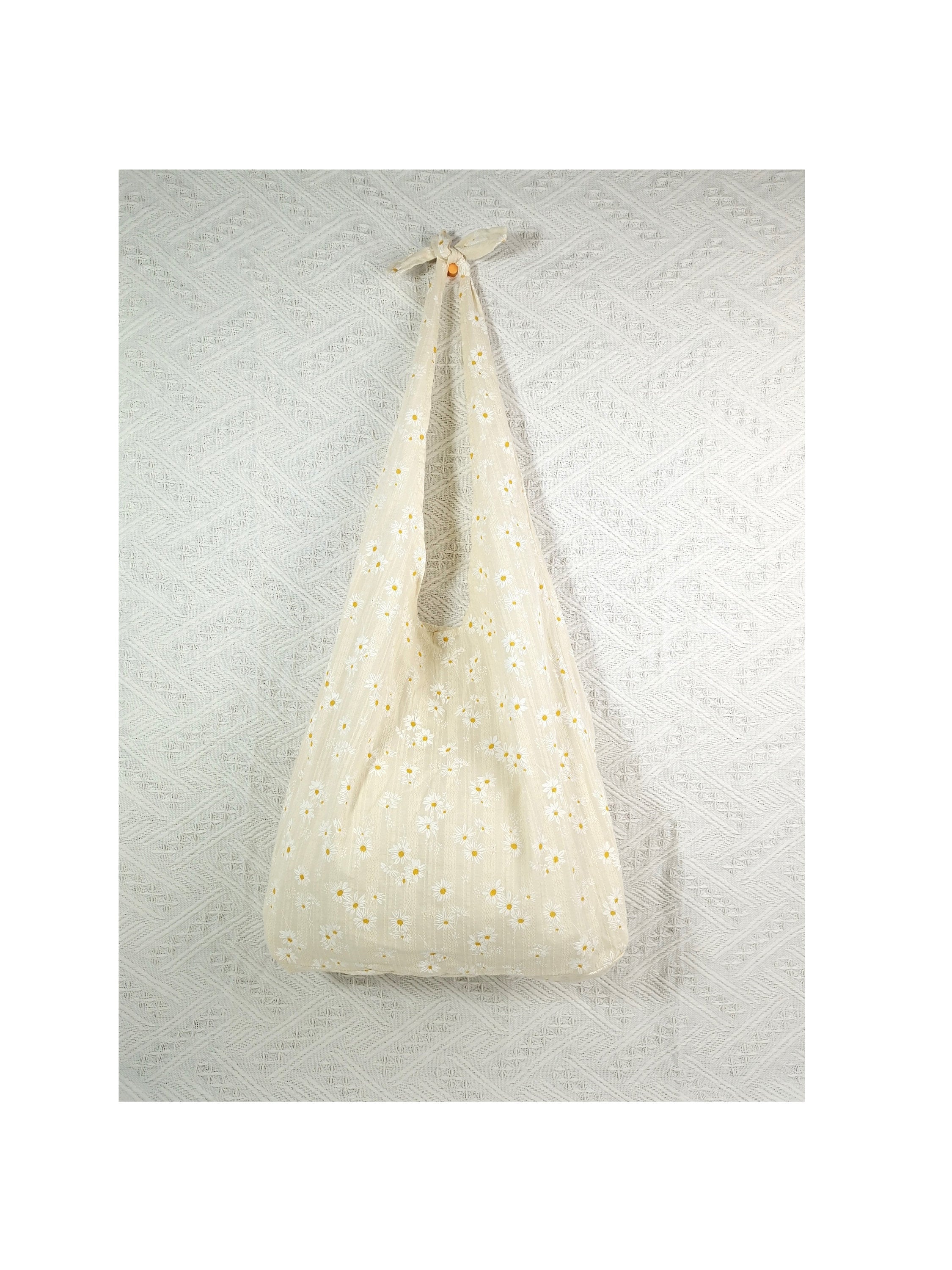 Embroidered Daisy Bag tote bag, linen tote bag, market bag, linen bag, adjustable bag, gift for her  travel bag，beach bag